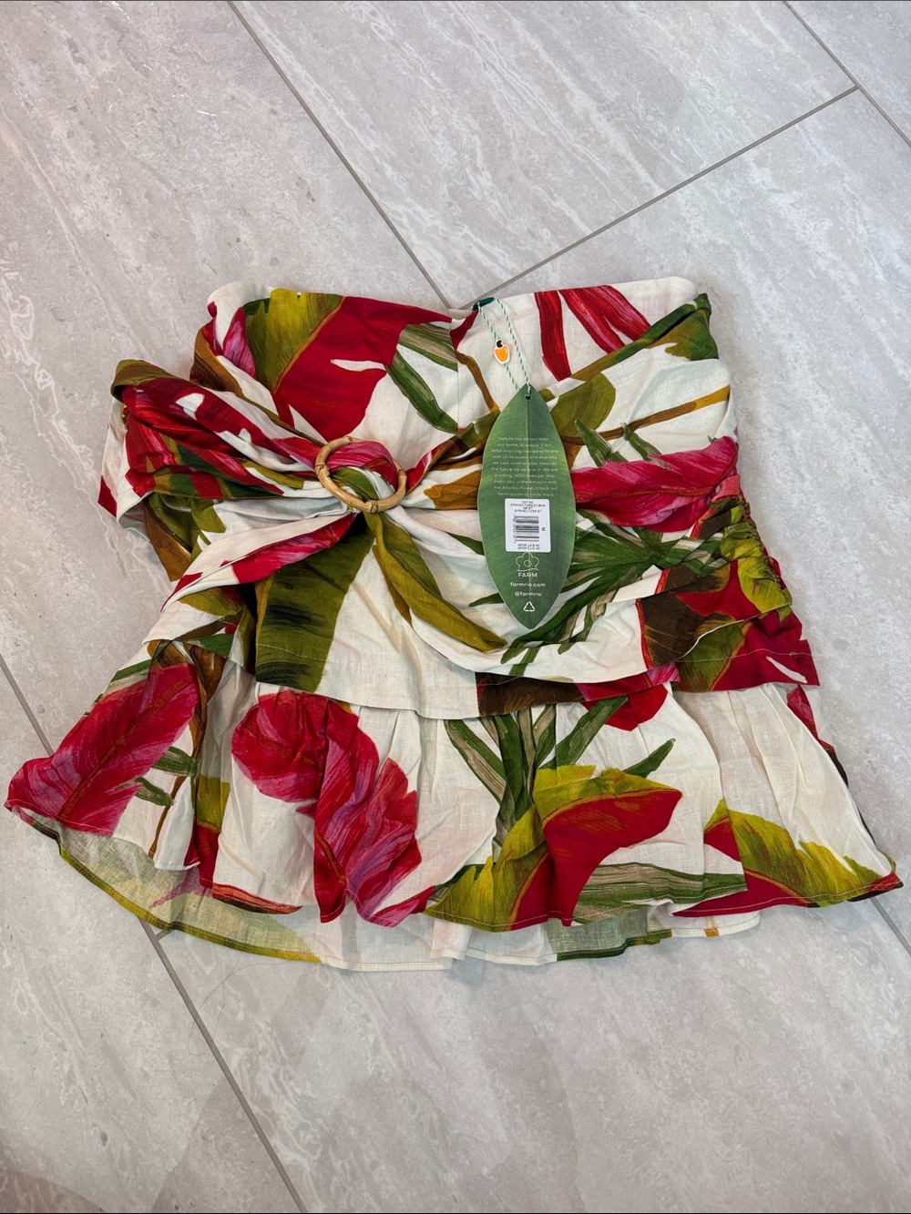 FARM Rio NWT Medium - Spring Forest Women’s Mini Skirt with Ring Detail